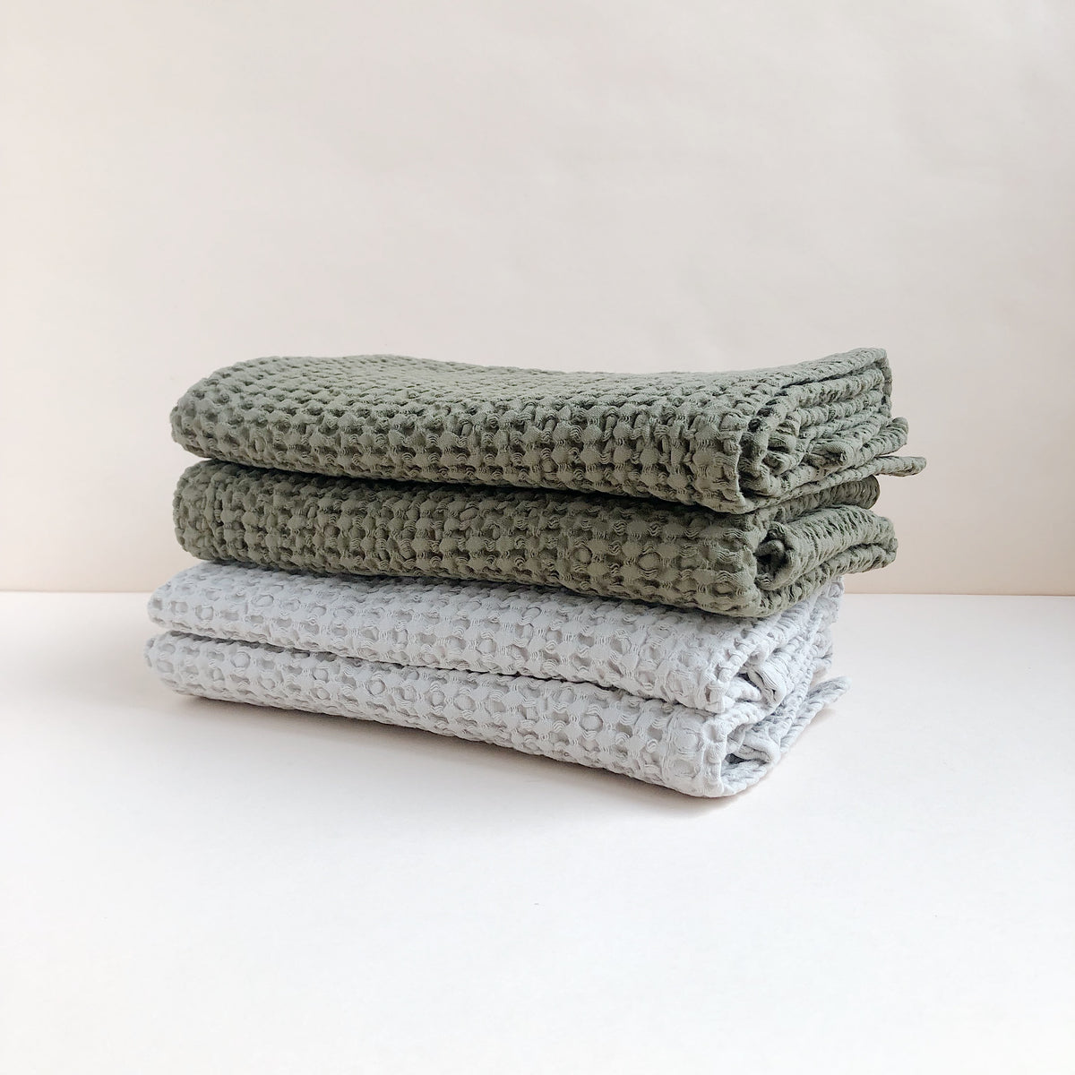 Hawkins New York Simple Waffle Towels - Dark Grey, Hand Towel