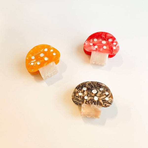 Alice Mushroom Claw Clip