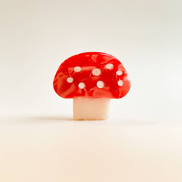 Alice Mushroom Claw Clip