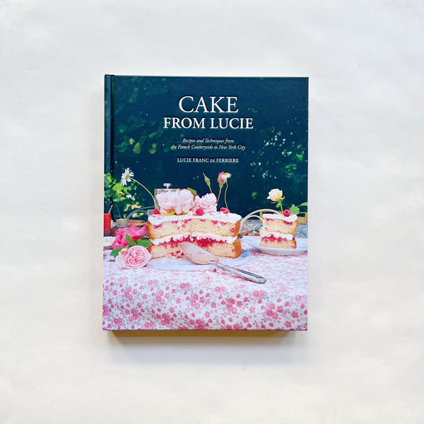 Book cover of 'Cake from Lucie' on a white background.