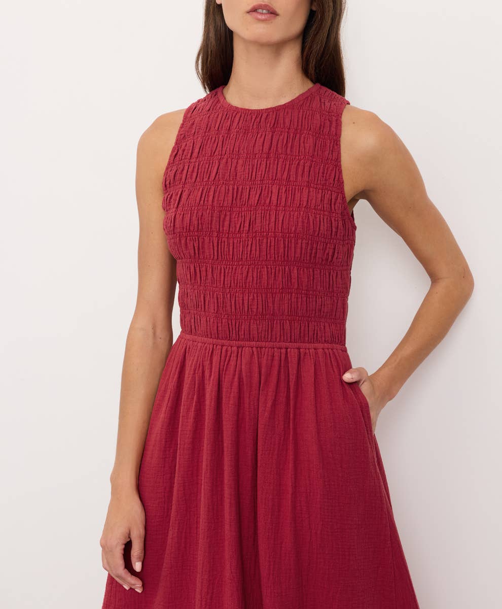 Double Gauze Smocked Dress in Poppy Red – Good Day Shop Madison